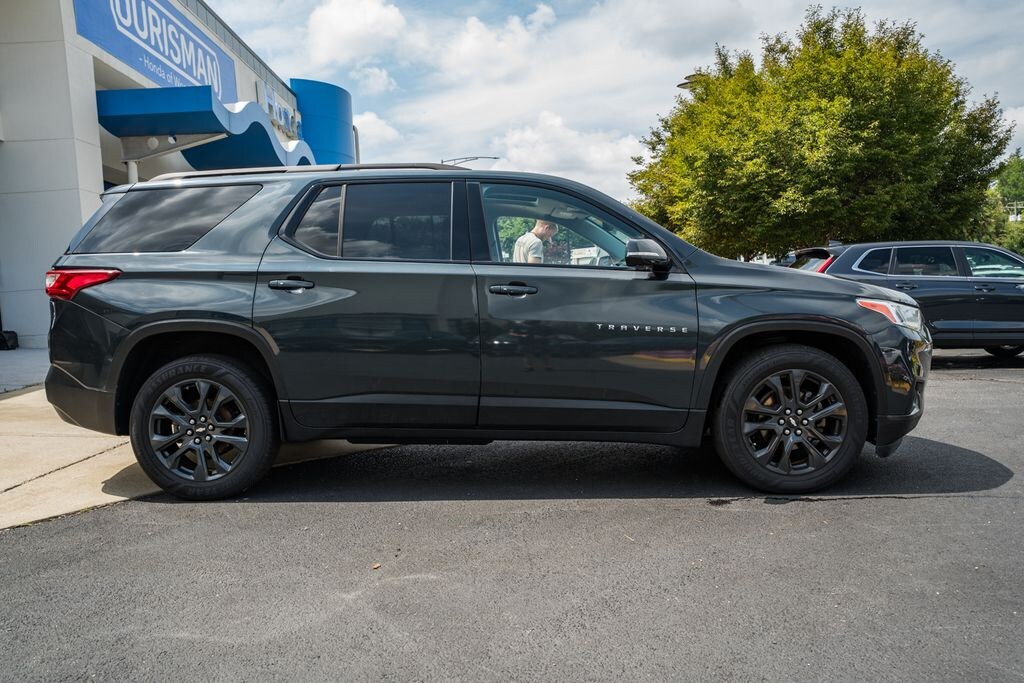 Used 2020 Chevrolet Traverse RS SUV