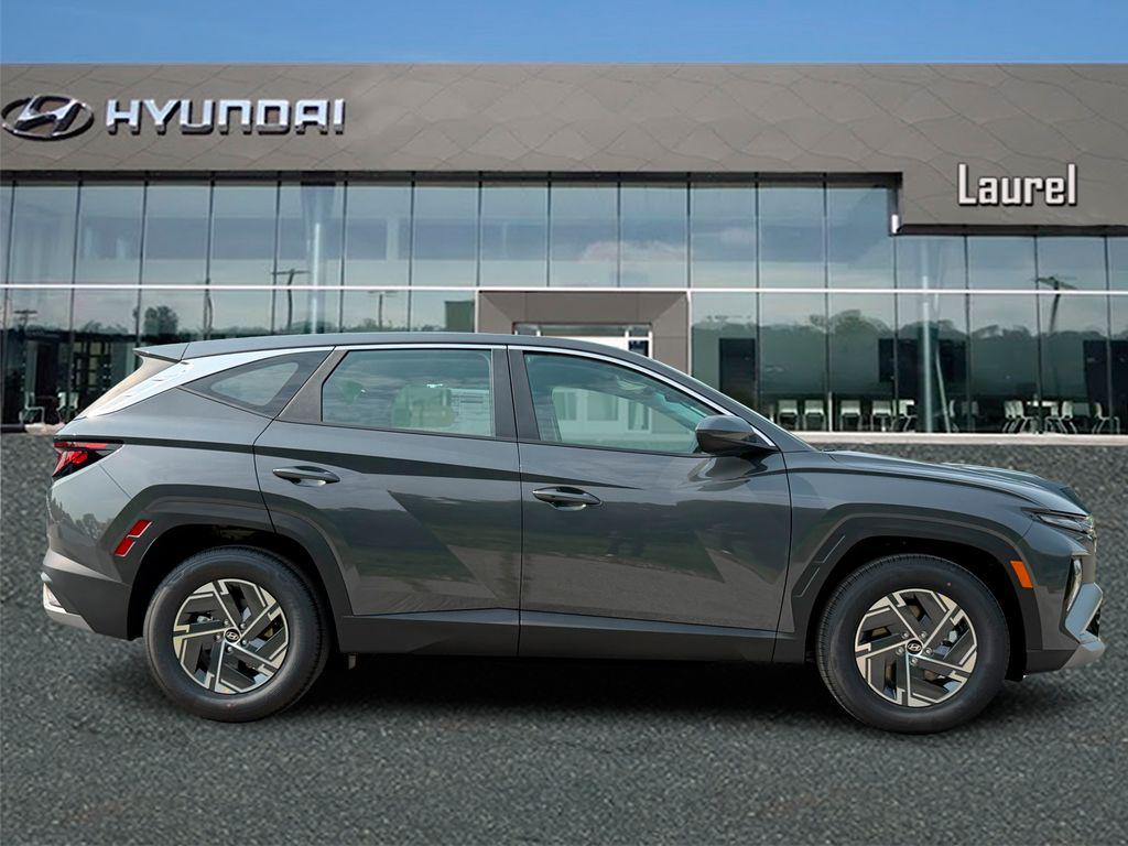 New 2026 Hyundai Tucson Hybrid SE SUV