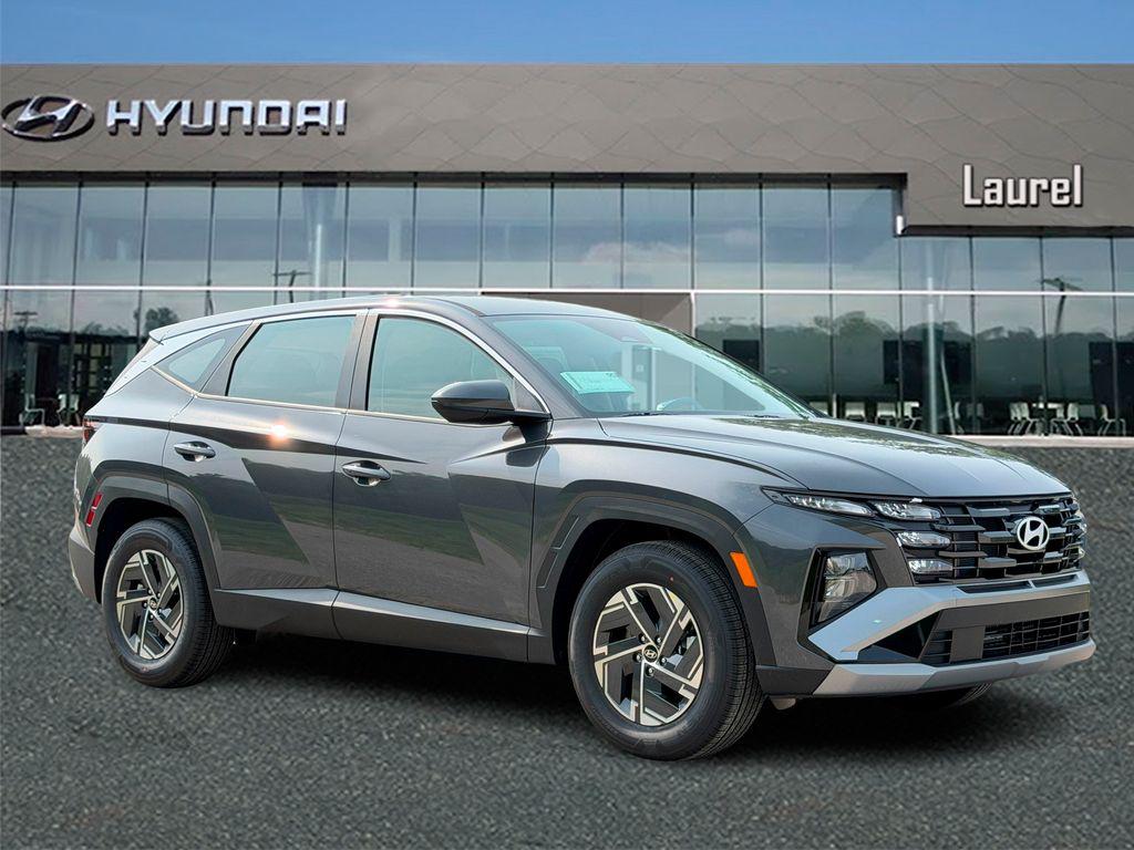 New 2026 Hyundai Tucson Hybrid SE SUV