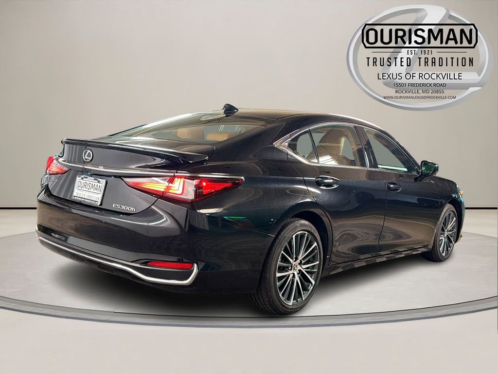 Used 2025 Lexus ES 300h Sedan