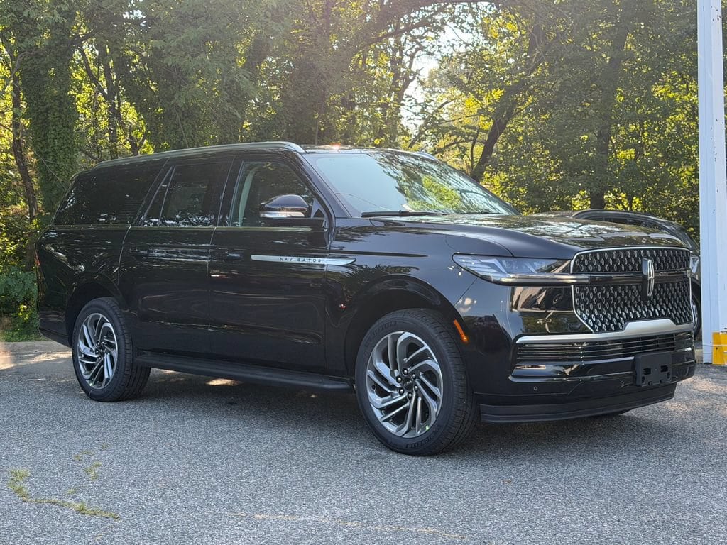 2027 Lincoln Navigator