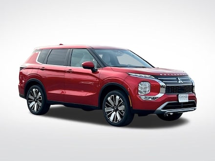 2026 Mitsubishi Outlander SE SUV