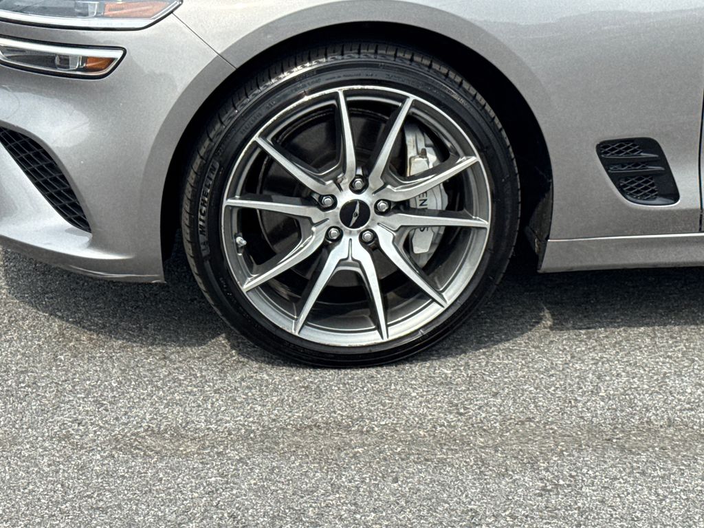 Used 2025 Genesis G70 2.5T Sedan