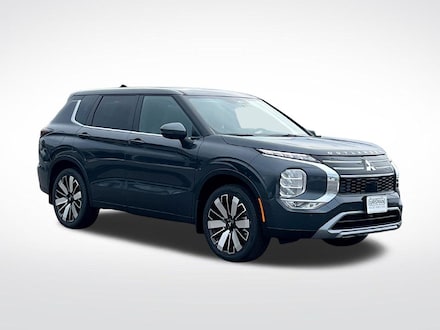 2026 Mitsubishi Outlander SE SUV