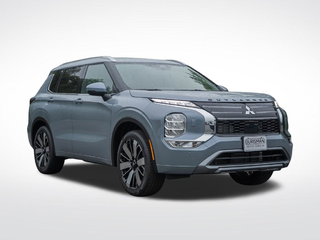 New 2026 Mitsubishi Outlander Black Edition SUV