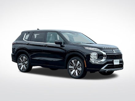 2026 Mitsubishi Outlander SE SUV