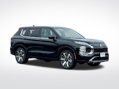 2026 Mitsubishi Outlander SE SUV