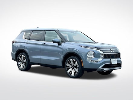 2026 Mitsubishi Outlander SE SUV