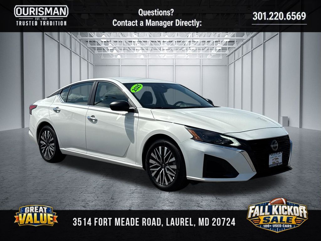 Used 2025 Nissan Altima SV Sedan