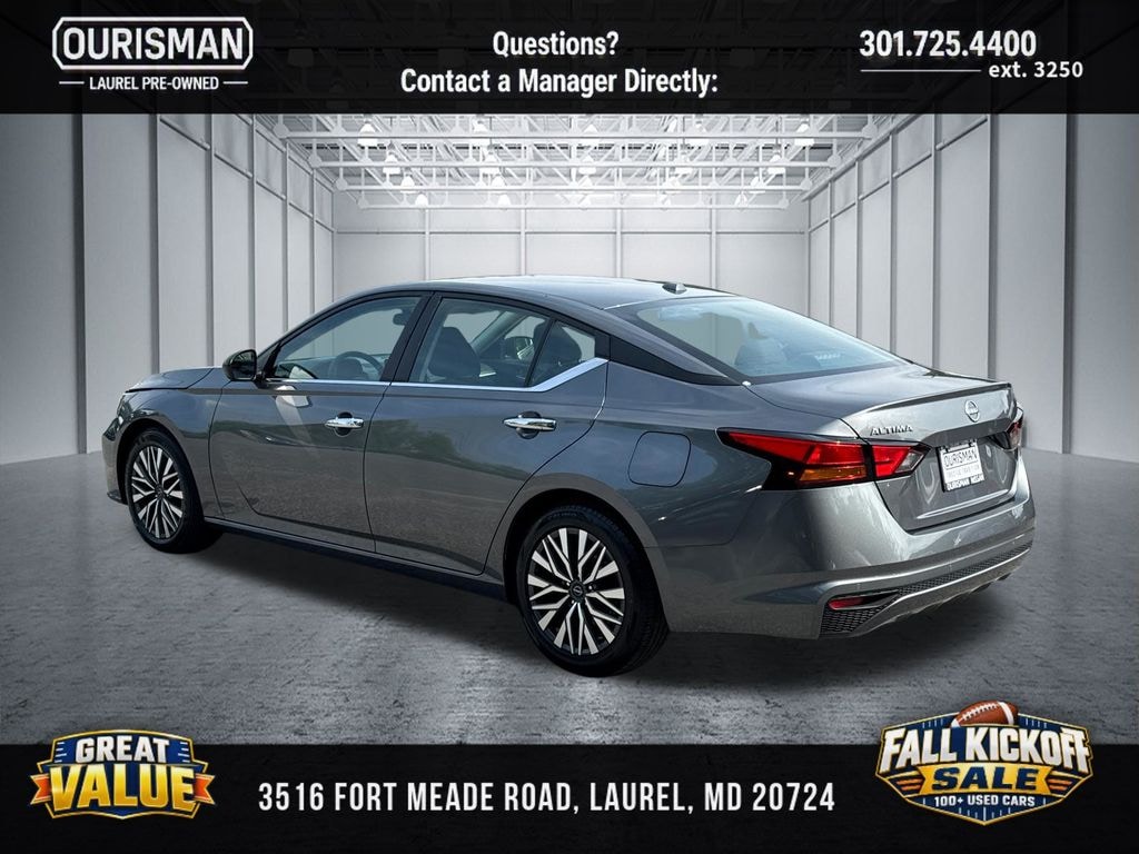 Used 2025 Nissan Altima SV Sedan