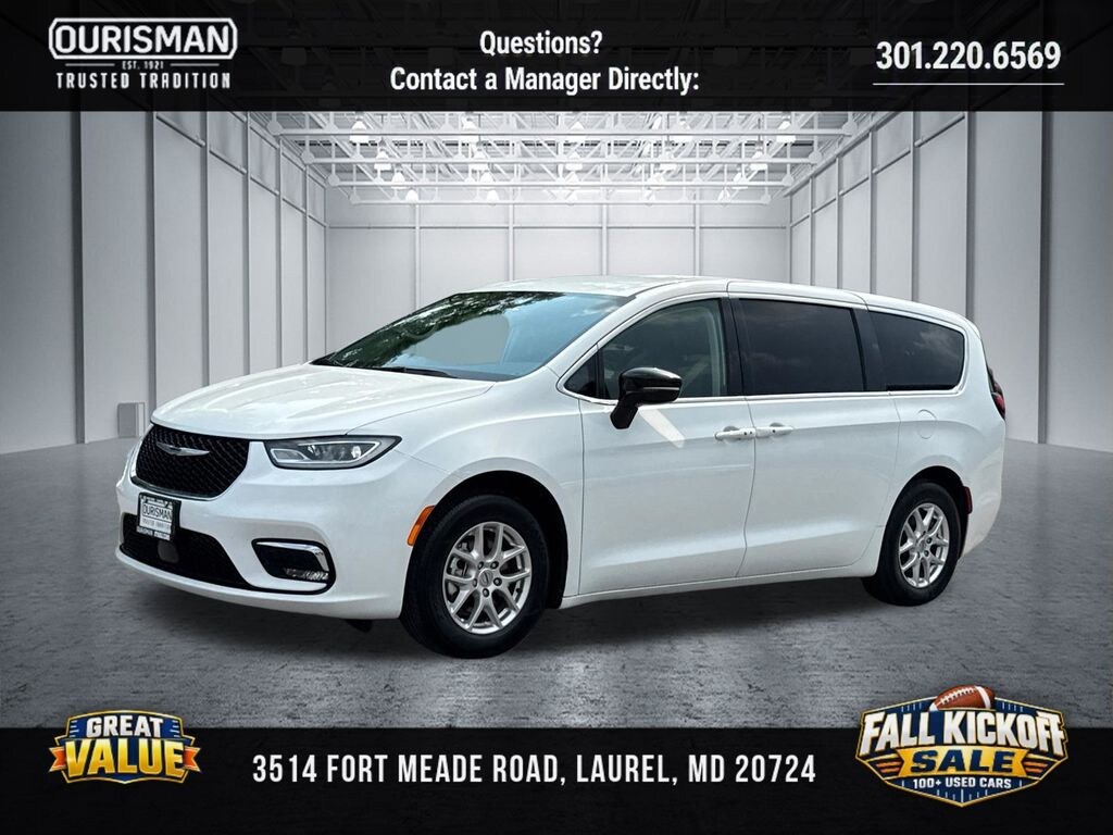 Used 2024 Chrysler Pacifica Touring L Van Passenger Van
