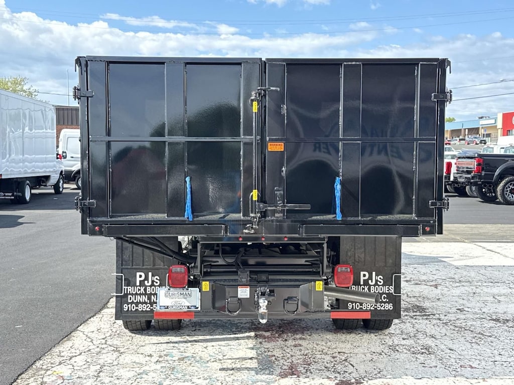 New 2025 Ford F-550SD XL Chassis