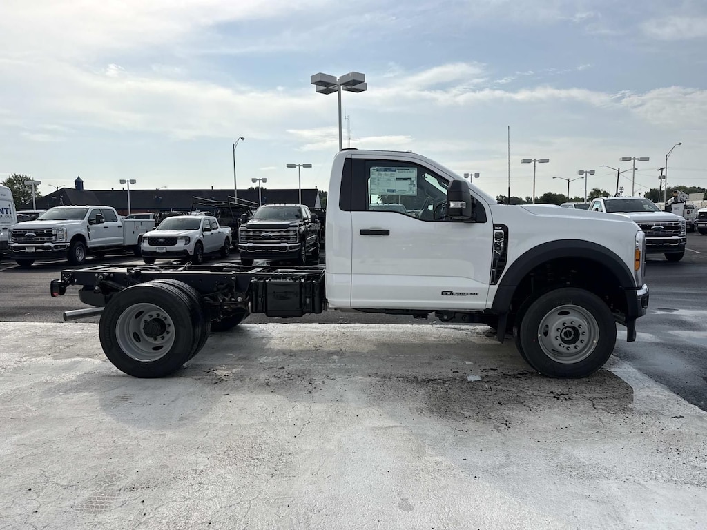 New 2026 Ford F-600SD XLT Chassis