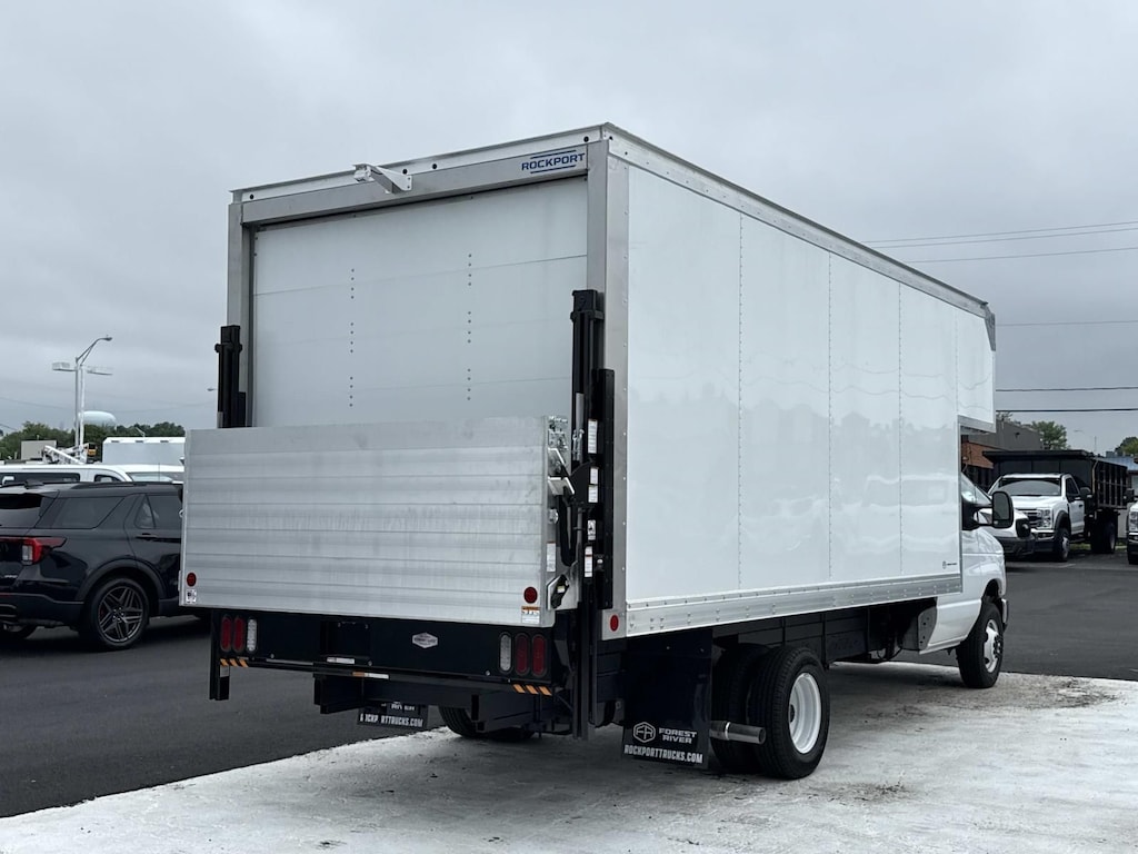 New 2027 Ford E-450SD Base Cab/Chassis