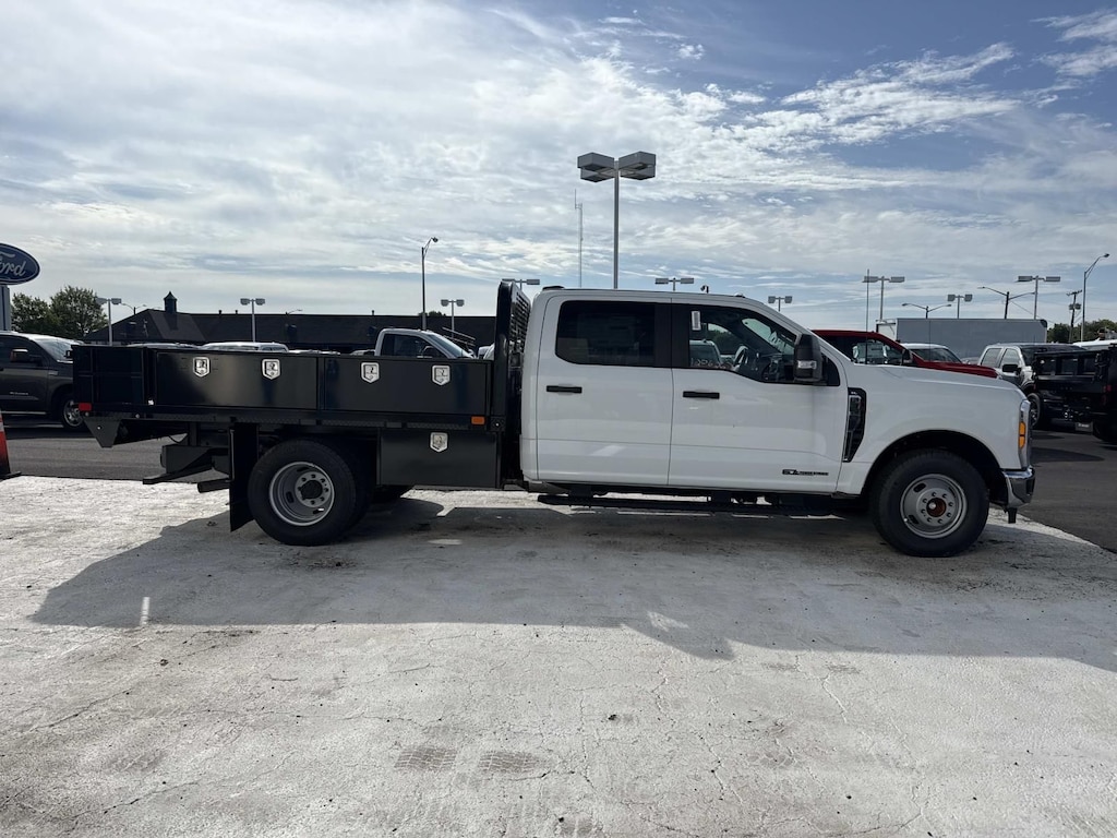 New 2026 Ford F-350SD XL Chassis