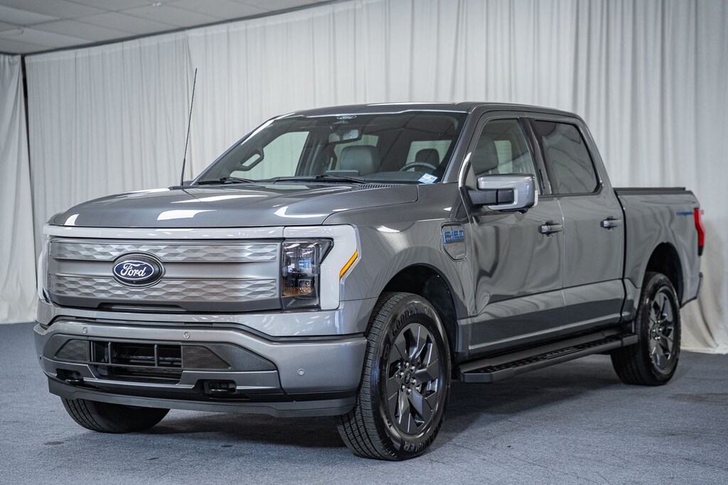 Certified 2025 Ford F-150 Lightning Lariat Truck