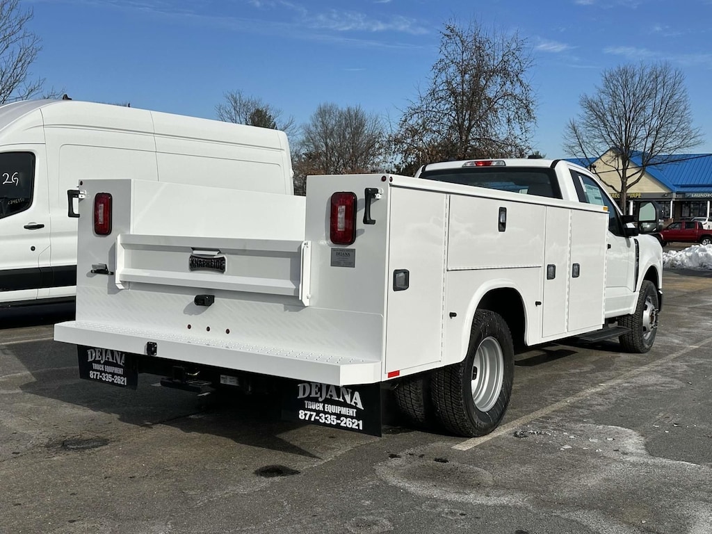 New 2024 Ford F-350SD XL Chassis