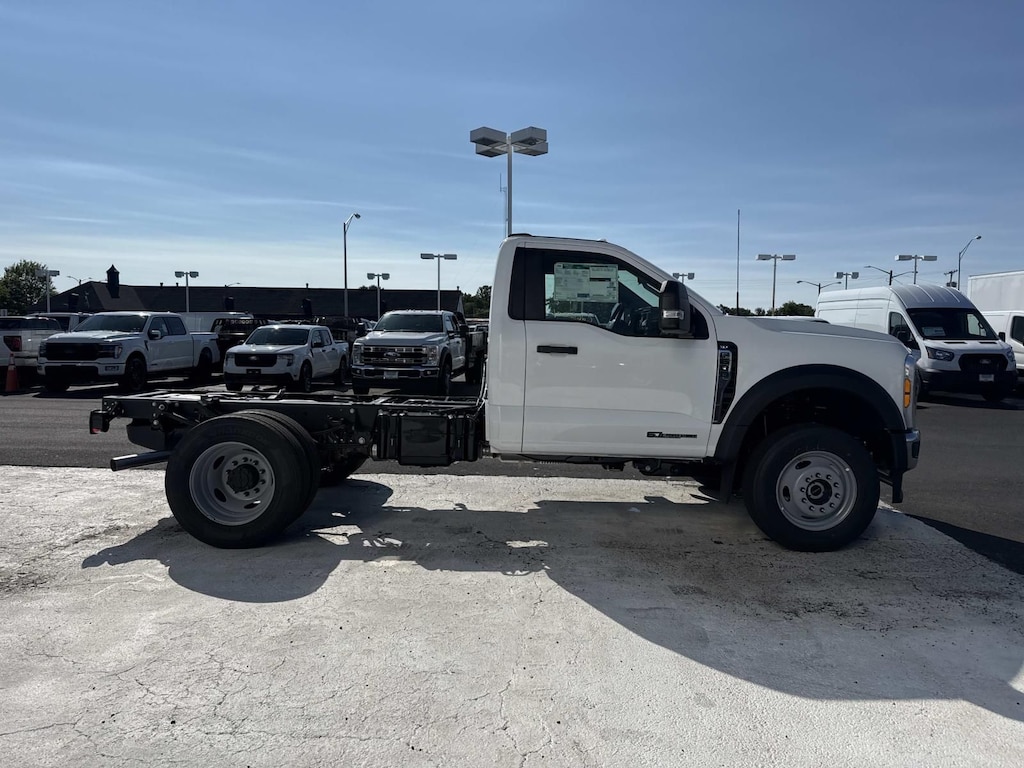 New 2026 Ford F-600SD XLT Chassis