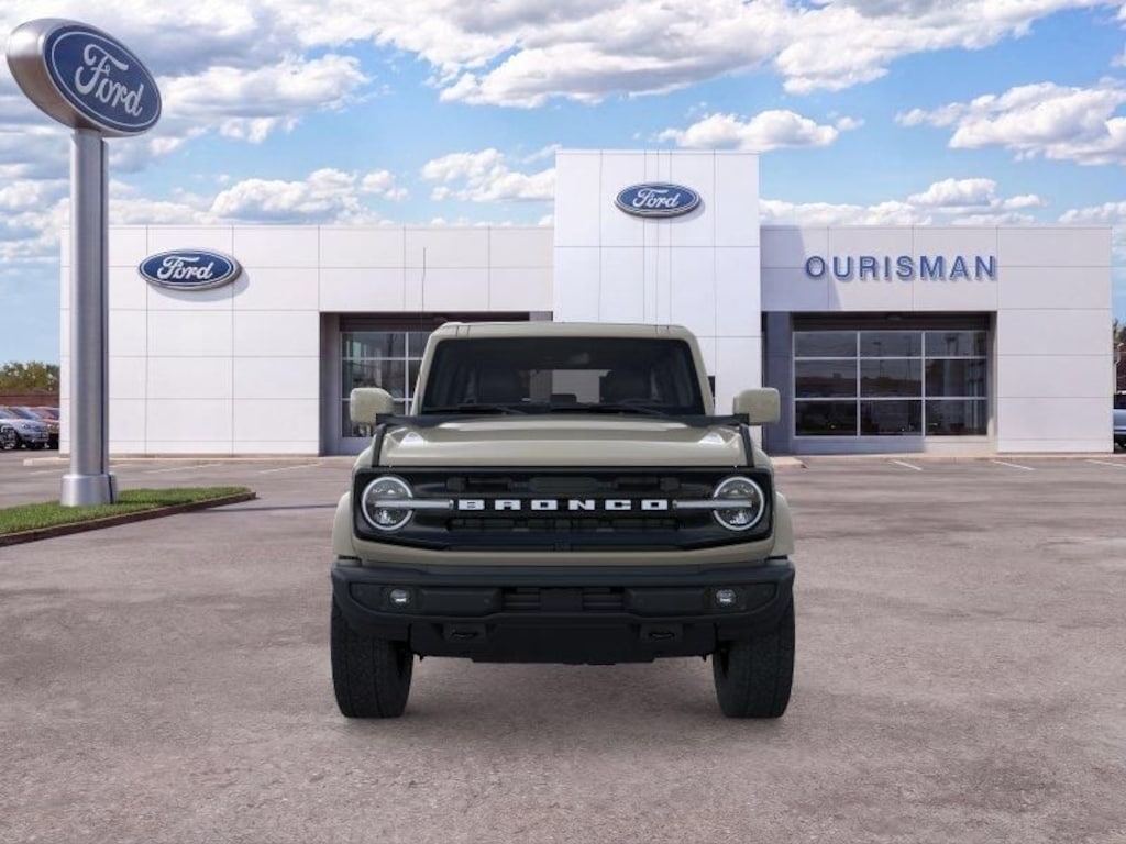 New 2026 Ford Bronco Outer Banks Matte Black Accessory Package SUV