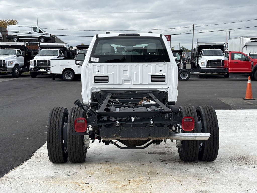 New 2026 Ford F-450SD XL Chassis