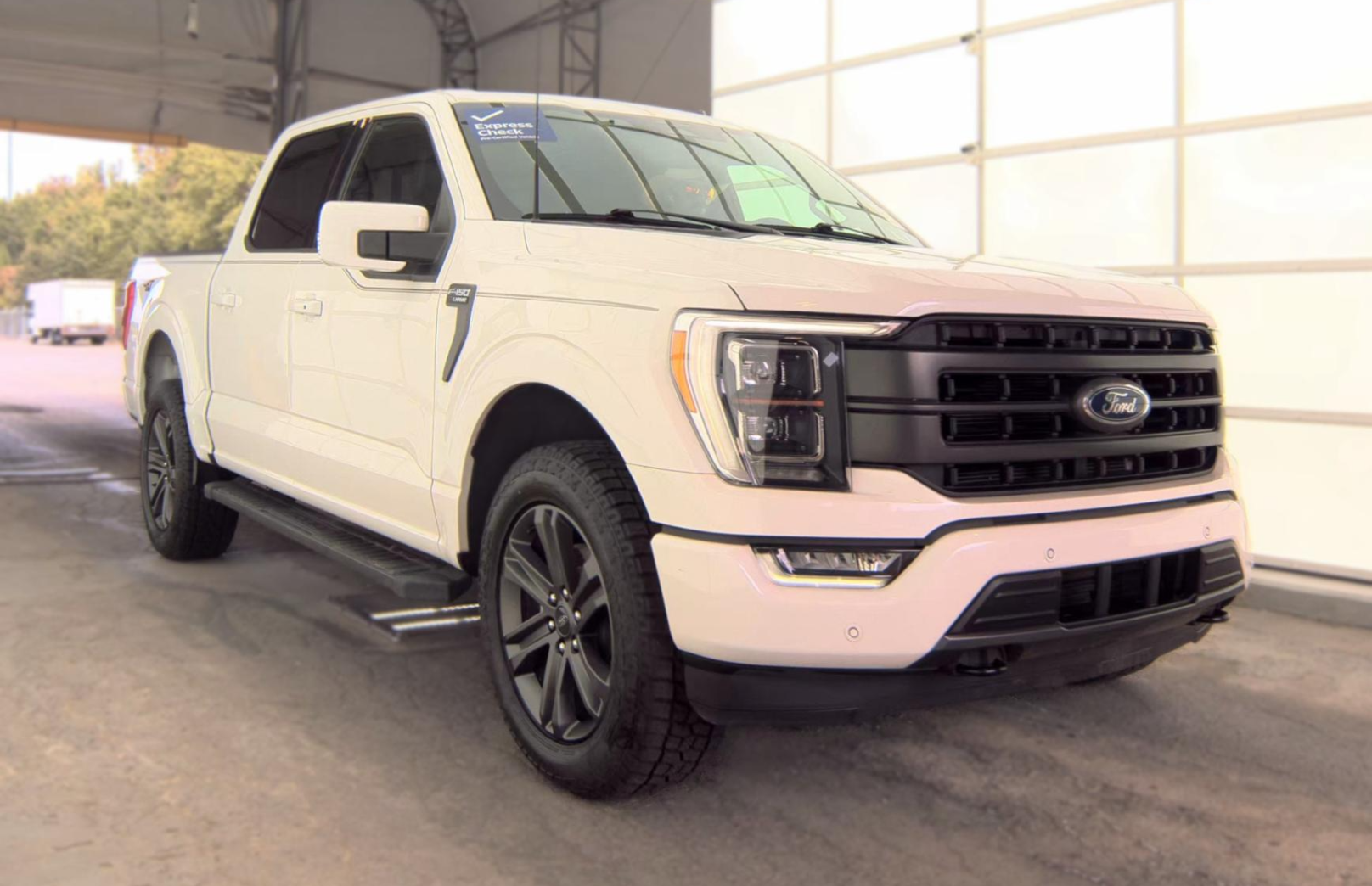 Used 2023 Ford F-150 Lariat Truck