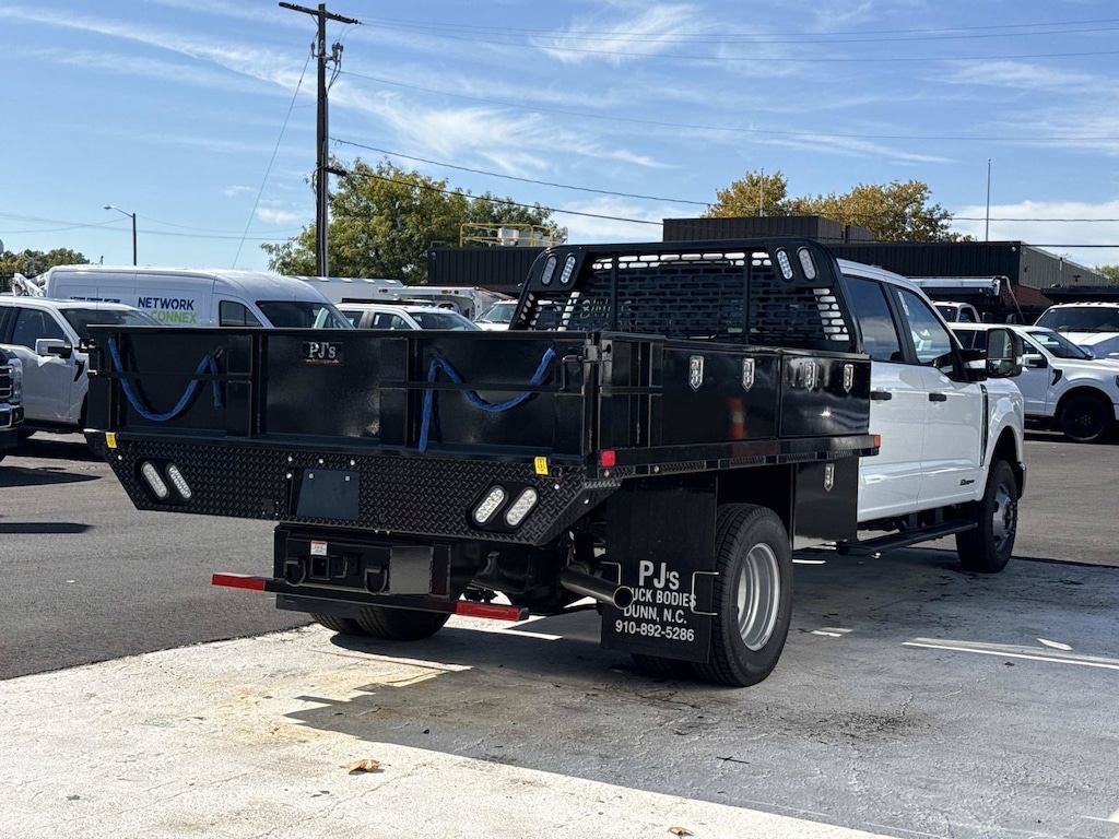New 2026 Ford F-350SD XL Chassis