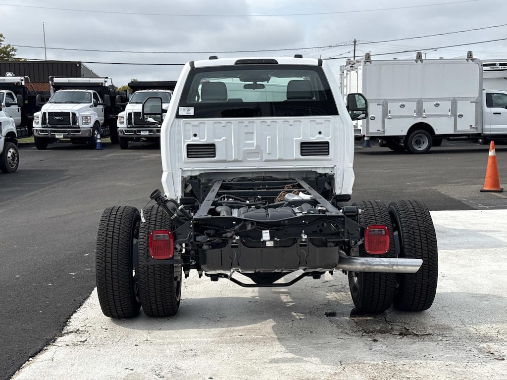 New 2026 Ford F-350SD XL Chassis