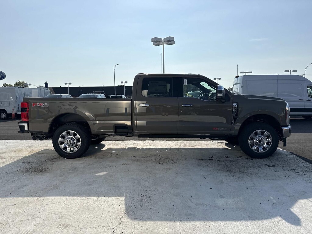 New 2027 Ford F-350 Lariat Truck