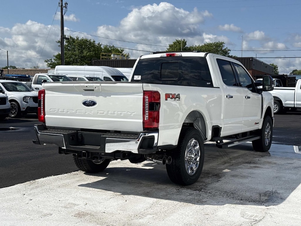 New 2026 Ford F-350SD Lariat Truck