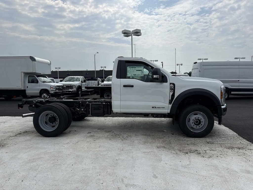 New 2026 Ford F-600SD XLT Chassis