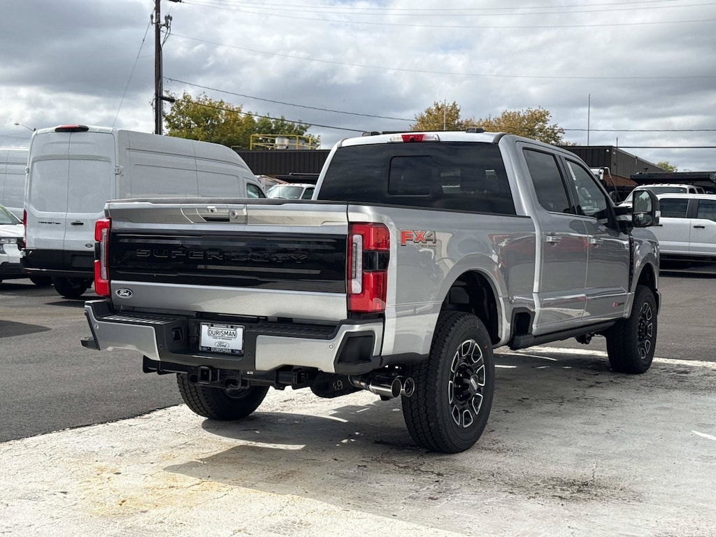 New 2027 Ford F-250SD Platinum Truck
