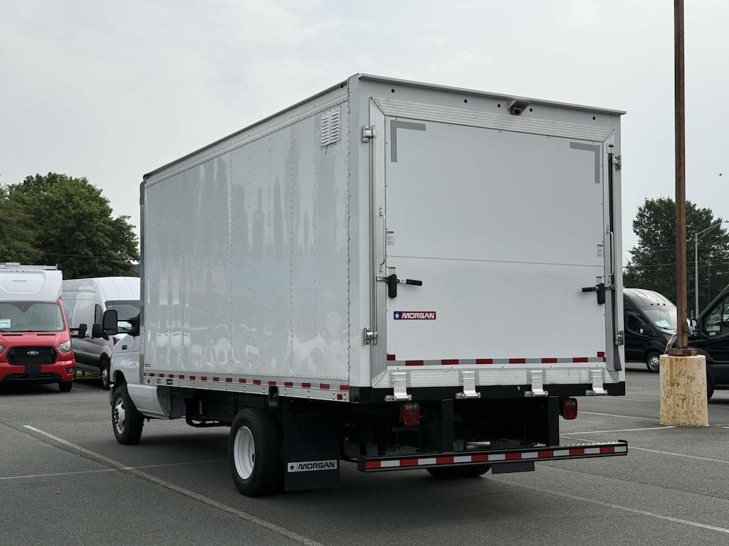 New 2026 Ford E-450SD Base Cab/Chassis
