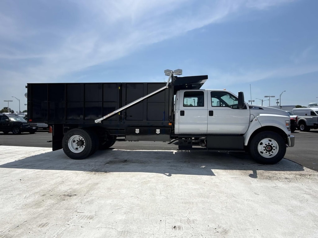 New 2027 Ford F-650SD Base Truck