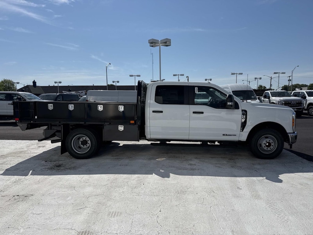 New 2026 Ford F-350SD XL Chassis