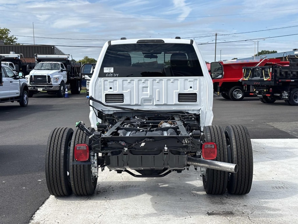 New 2026 Ford F-600SD XLT Chassis