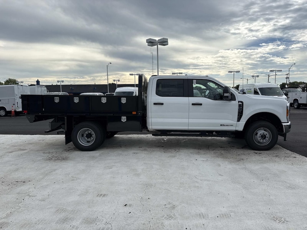 New 2026 Ford F-350SD XL Chassis