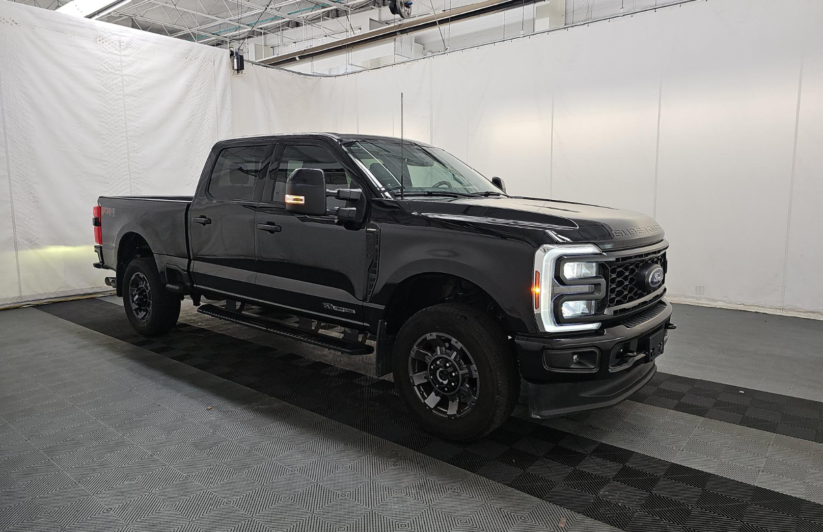 Used 2024 Ford F-250 Lariat Truck