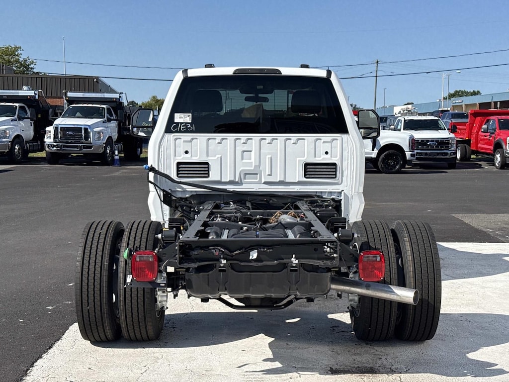 New 2026 Ford F-600SD XLT Chassis