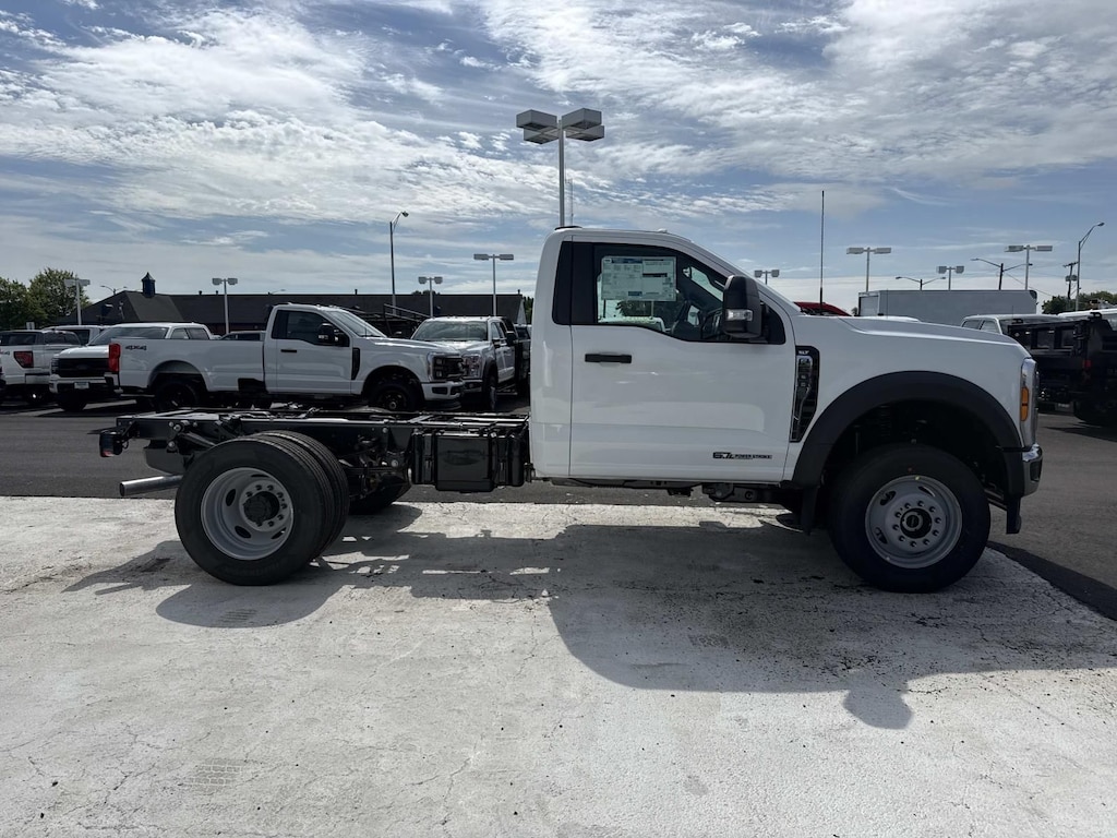 New 2026 Ford F-600SD XLT Chassis