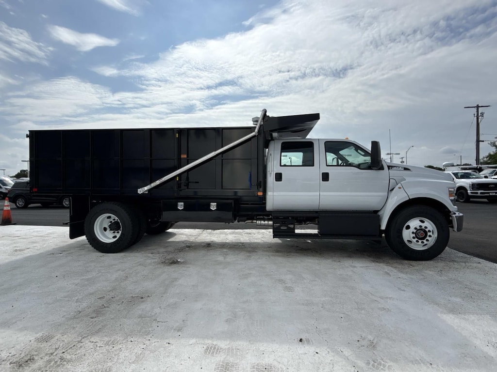 New 2027 Ford F-650 Gas Base Truck