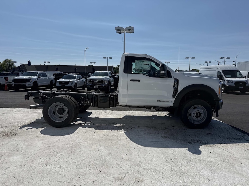 New 2026 Ford F-600SD XLT Chassis