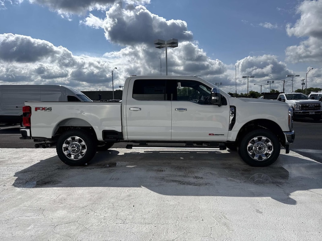 New 2026 Ford F-350SD Lariat Truck