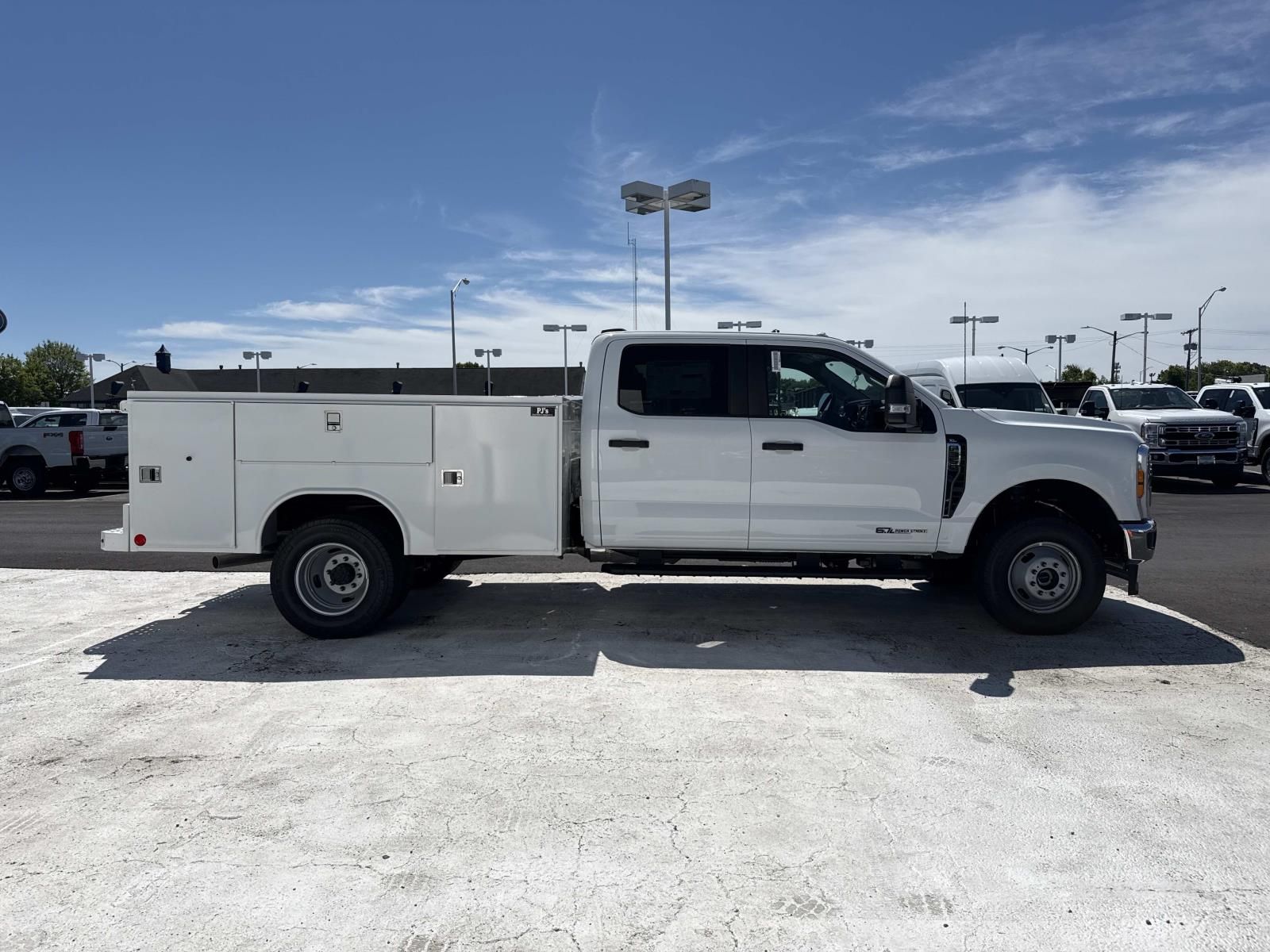 New 2026 Ford F-350SD XL Chassis