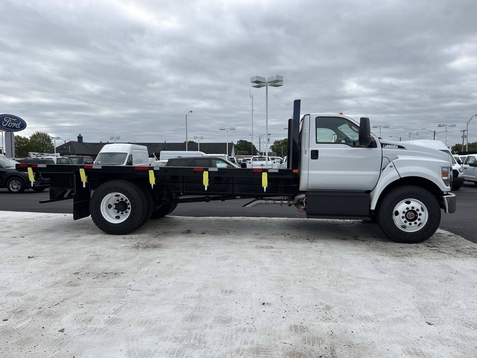 New 2027 Ford F-650SD Base Truck
