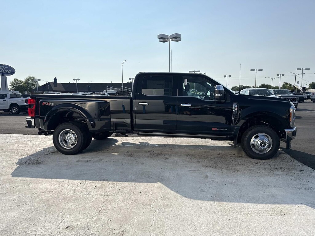 New 2026 Ford F-350 Lariat Truck
