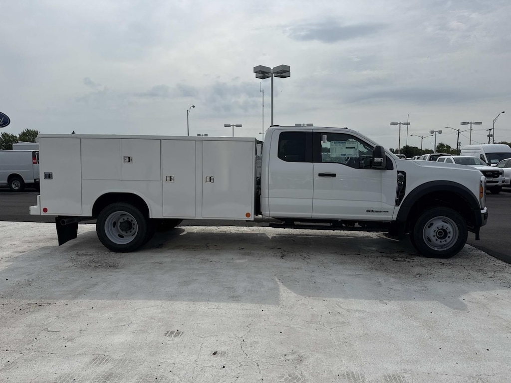 New 2026 Ford F-450SD XL Chassis