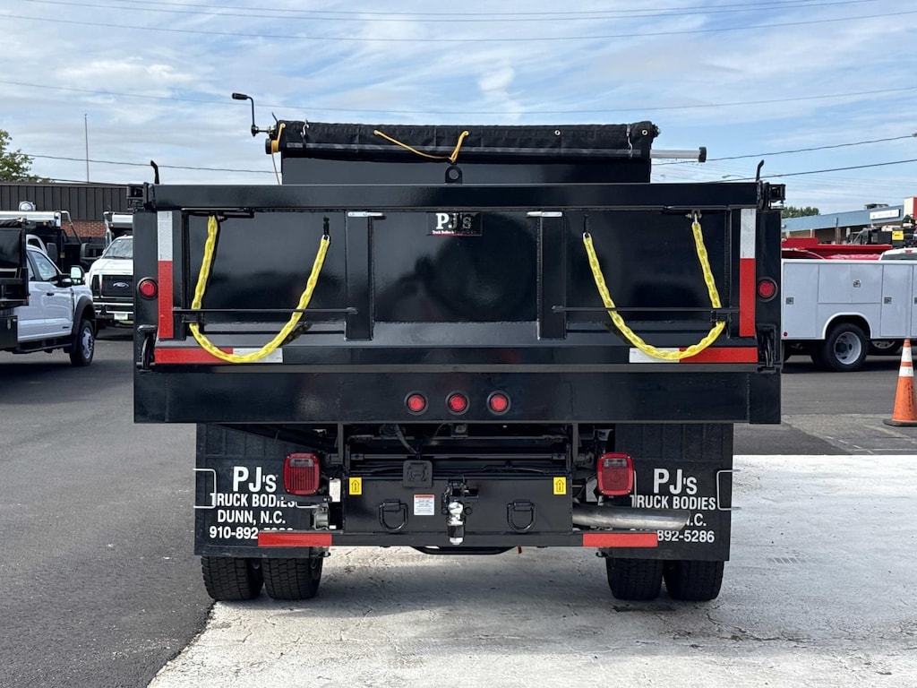 New 2026 Ford F-550SD XL Chassis