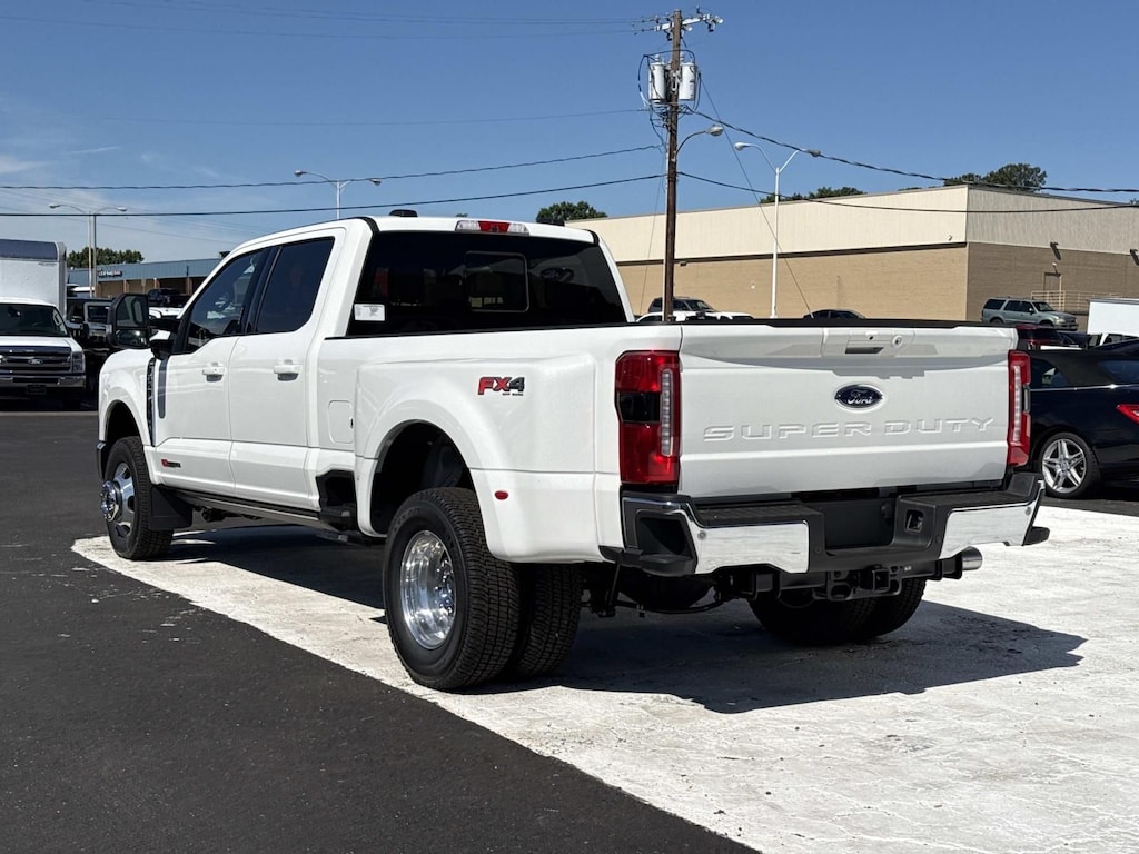 New 2026 Ford F-350SD Lariat Truck