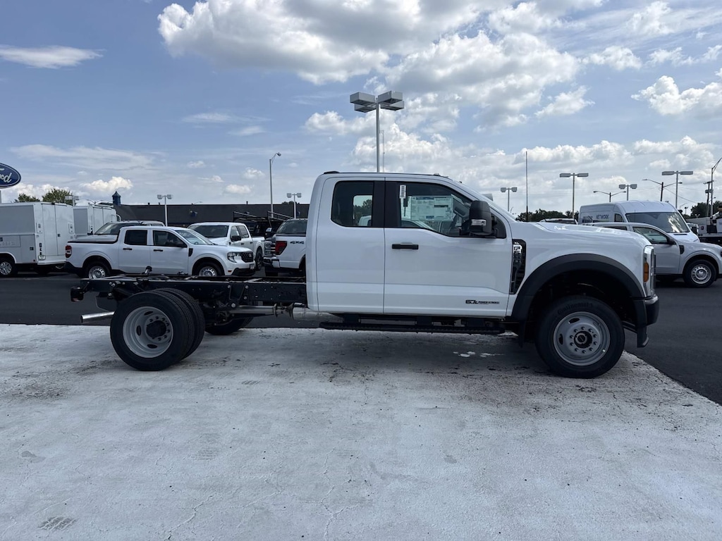 New 2026 Ford F-550SD XL Chassis