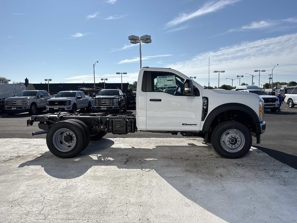 New 2026 Ford F-600SD XLT Chassis